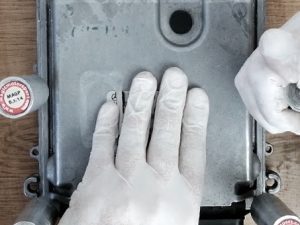 COMO ABRIR UNIDADES DE CONTROL MOTOR